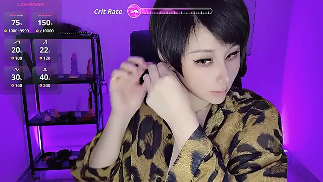 Snapshot of Goddess_Jin chatting on 10-06-25, 05:32 Goddess Jin online show from 10-06-25, 05:32