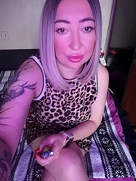 siennatempt online show from 10-23-25, 07:18