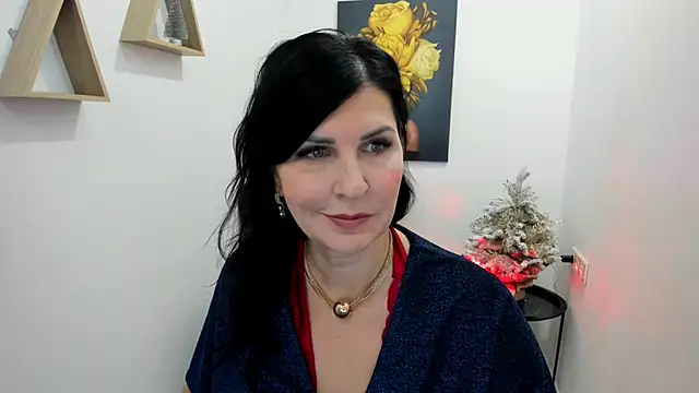 Moon Veloure1 online show from 11-30-25, 03:43