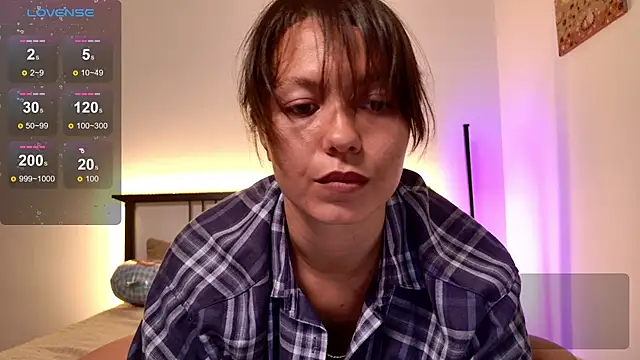 EllaCanny online show from 09-29-25, 05:56