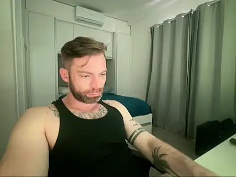 Snapshot of MBORASOVISK chatting on 10-20-25, 03:23 MBORASOVISK online show from 10-20-25, 03:23