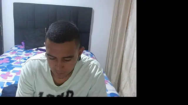 Carlandelli1 online show from 10-30-25, 02:02