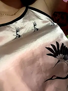 Snapshot of Lusi-sexy chatting on 09-30-25, 06:51 Lusi-sexy online show from 09-30-25, 06:51