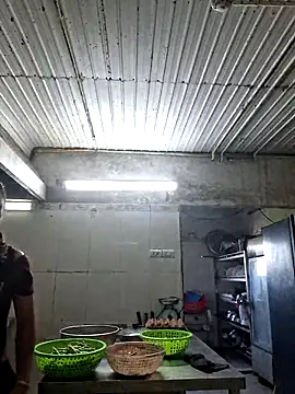 xuxulovezz online show from 10-30-25, 01:51