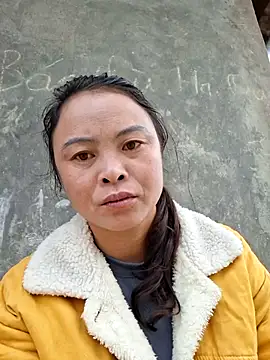 xuxulovezz online show from 11-06-25, 12:44