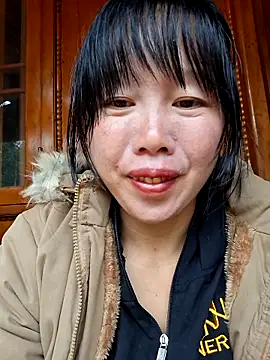 helenzz online show from 11-21-25, 12:43