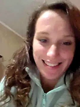 Snapshot of brunettebabexo3 chatting on 10-23-25, 05:40 brunettebabexo3 online show from 10-23-25, 05:40