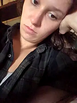 Snapshot of brunettebabexo3 chatting on 10-26-25, 09:31 brunettebabexo3 online show from 10-26-25, 09:31