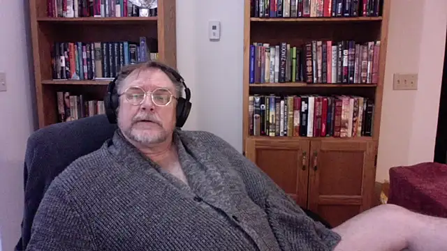 Snapshot of Vinyl22@xh chatting on 03-01-26, 08:44 Vinyl22xh online show from 03-01-26, 08:44