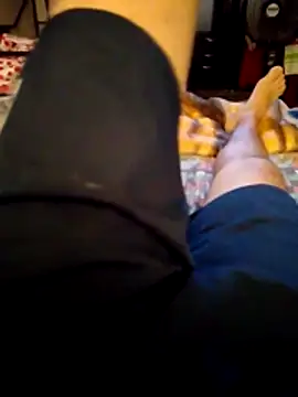 SALCEDO 041198 online show from 11-09-25, 01:09