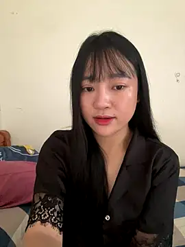 Snapshot of Be_xinh chatting on 09-30-25, 02:49 Be xinh online show from 09-30-25, 02:49