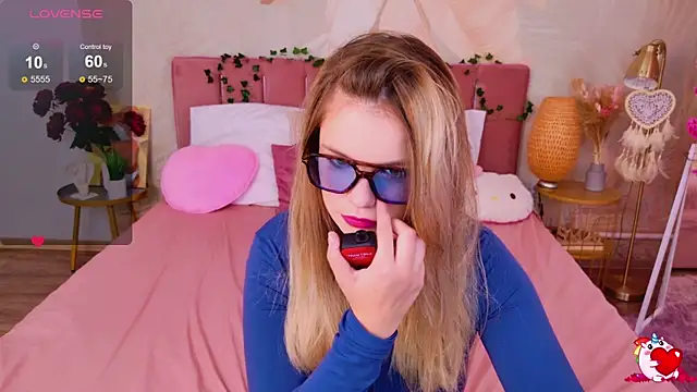 KellyHayden online show from 09-28-25, 10:31