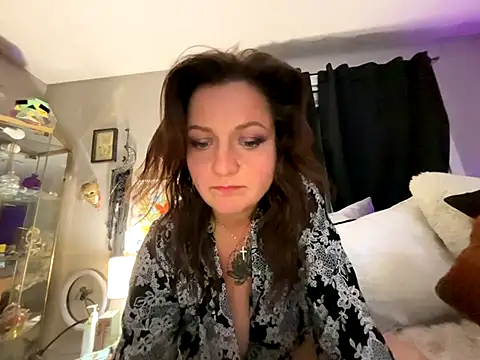 88heygirlhey88 online show from 10-06-25, 05:27