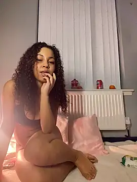 Snapshot of OliviaAshhh chatting on 02-28-26, 05:19 OliviaAshhh online show from 02-28-26, 05:19