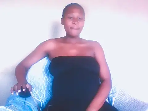 Snapshot of l4_love chatting on 10-02-25, 07:26 l4 love online show from 10-02-25, 07:26