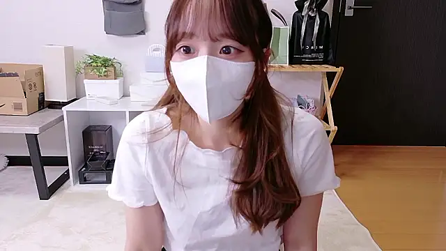 Snapshot of saku_sakura_ chatting on 10-06-25, 01:08 saku sakura  online show from 10-06-25, 01:08
