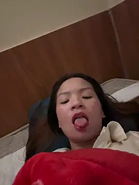    Dorry02    online show from 10-11-25, 05:17