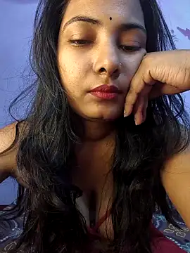 Snapshot of Geri405 chatting on 12-04-25, 09:40 Geri405 online show from 12-04-25, 09:40