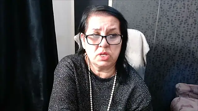 Snapshot of MissSanjanne chatting on 03-06-25, 08:37 MissSanjanne online show from 03-06-25, 08:37