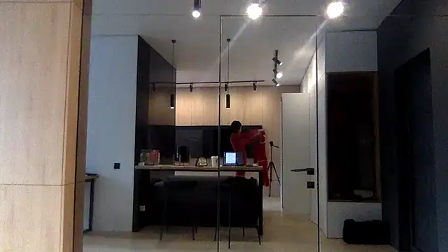 Veymoria online show from 12-19-25, 10:00