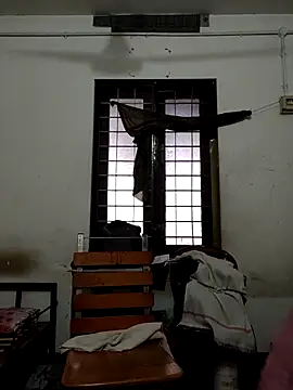 Snapshot of malludreamer chatting on 10-05-25, 11:41 malludreamer online show from 10-05-25, 11:41