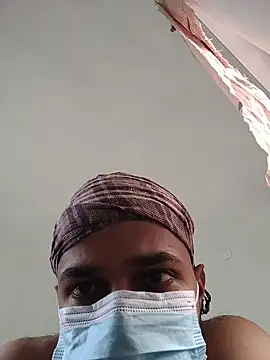 Snapshot of malludreamer chatting on 10-26-25, 07:03 malludreamer online show from 10-26-25, 07:03