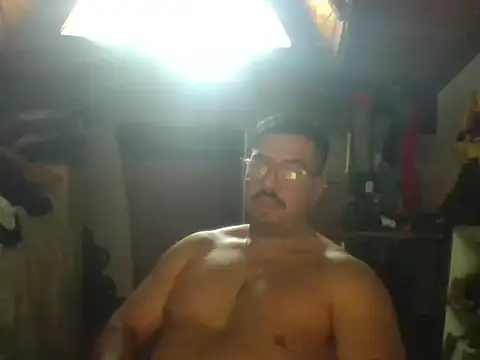 Snapshot of kevinrag271293 chatting on 11-05-25, 04:51 kevinrag271293 online show from 11-05-25, 04:51