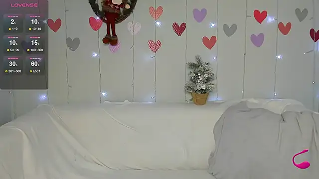 Angel Leeks online show from 12-18-25, 12:22