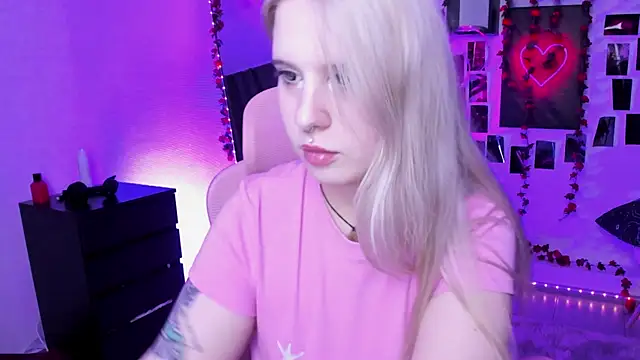 IngannaMorte online show from 10-25-25, 04:02