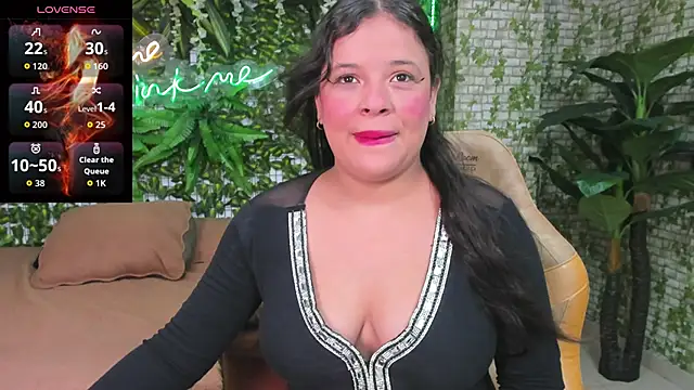 Snapshot of SofiaaBigBoobs chatting on 10-07-25, 12:13 SofiaaBigBoobs online show from 10-07-25, 12:13