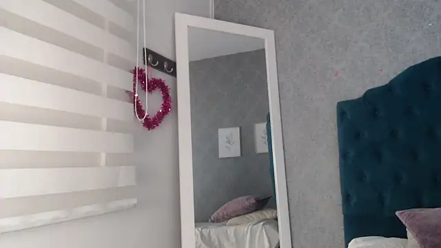 Snapshot of Vic_Taylor chatting on 12-15-25, 11:36 Vic Taylor online show from 12-15-25, 11:36