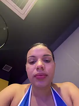 Snapshot of Anavalle chatting on 04-29-26, 06:36 Anavalle online show from 04-29-26, 06:36