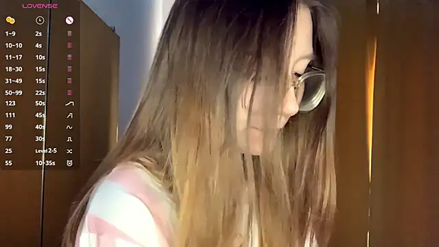 KrystinFunches online show from 10-31-25, 08:15