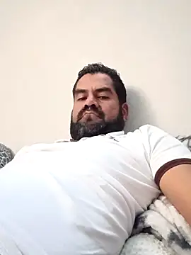 Snapshot of theking1_1 chatting on 10-17-25, 08:55 theking1 1 online show from 10-17-25, 08:55