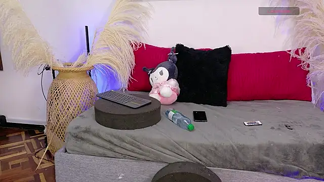 Zafira  online show from 02-24-26, 09:51