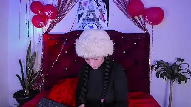 kitty  chs online show from 02-18-26, 03:19