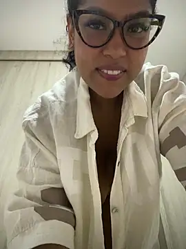 miiabrown18 online show from 10-10-25, 02:10