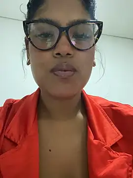 miiabrown18 online show from 10-22-25, 01:39