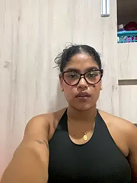 miiabrown18 online show from 11-09-25, 01:59