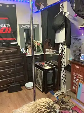 blondebarbiebae online show from 09-30-25, 08:25