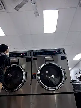 blondebarbiebae online show from 11-16-25, 09:15