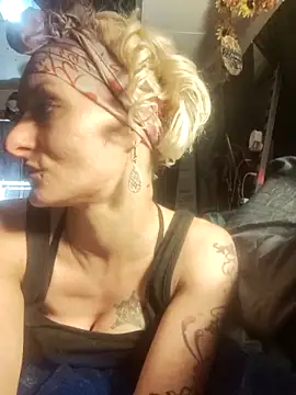 blondebarbiebae online show from 11-27-25, 10:06