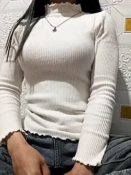 Lover-loverxx online show from 11-20-25, 09:31