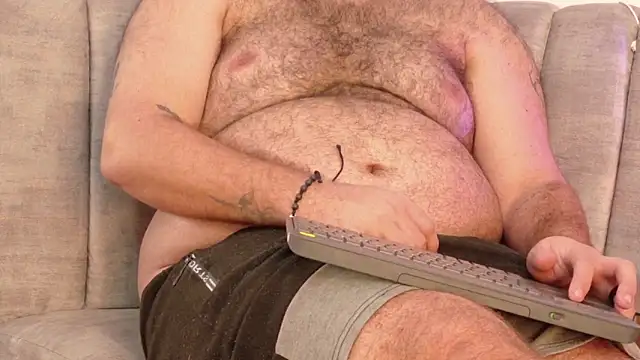 big bearr online show from 11-24-25, 03:39