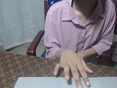 henakhan32 online show from 10-07-25, 03:14