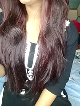 Snapshot of Marathi_Ashu1 chatting on 11-18-25, 07:02 Marathi Ashu1 online show from 11-18-25, 07:02