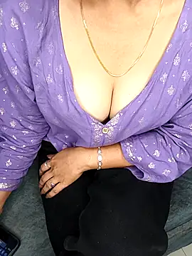 Snapshot of Marathi_Ashu1 chatting on 12-02-25, 07:03 Marathi Ashu1 online show from 12-02-25, 07:03