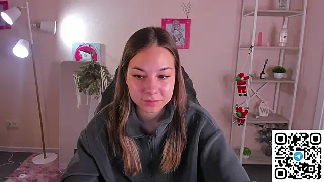 Al1ice Moures online show from 01-10-26, 01:18