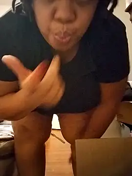 Snapshot of SexyBBW_93 chatting on 09-30-25, 02:38 SexyBBW 93 online show from 09-30-25, 02:38