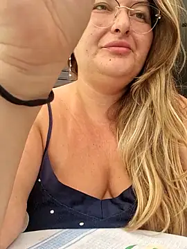 HornyBella88 online show from 09-30-25, 08:41